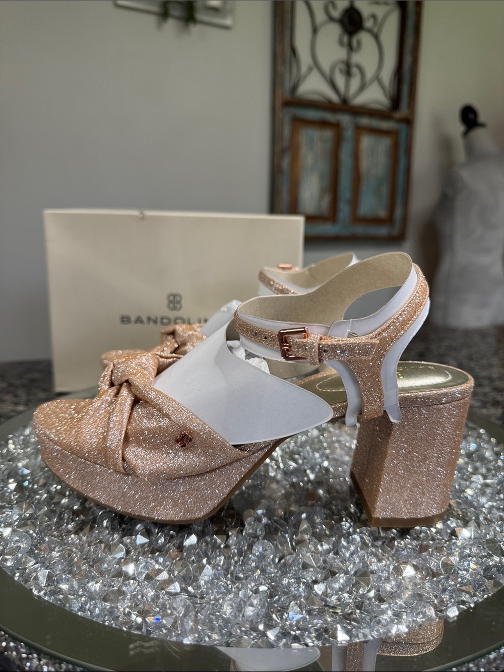 Bandolino Rose Gold Glitter Knotted Platform heels NEW 7